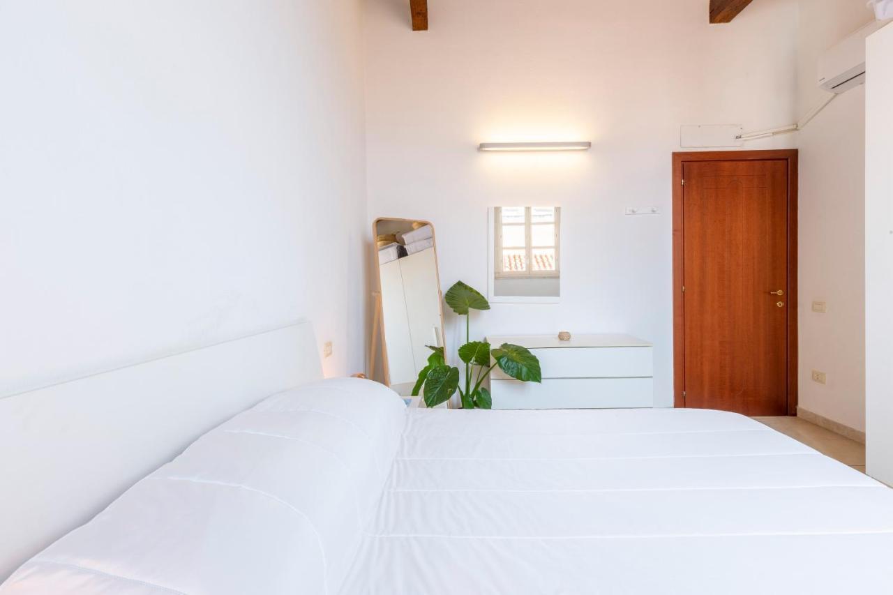 Castello Attic Sunset Terrace Lejlighed Cagliari Eksteriør billede